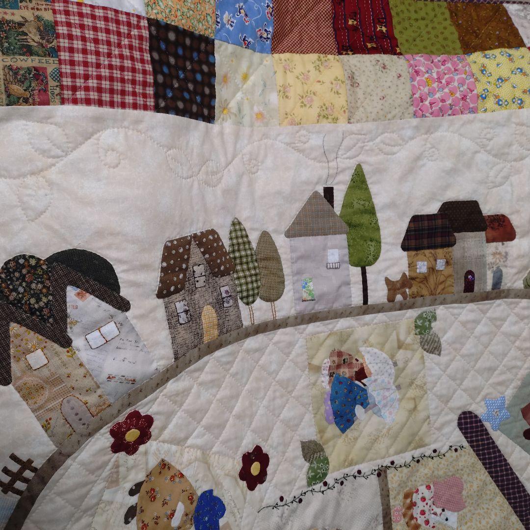 ハンドメイド　パッチワークベッドカバー