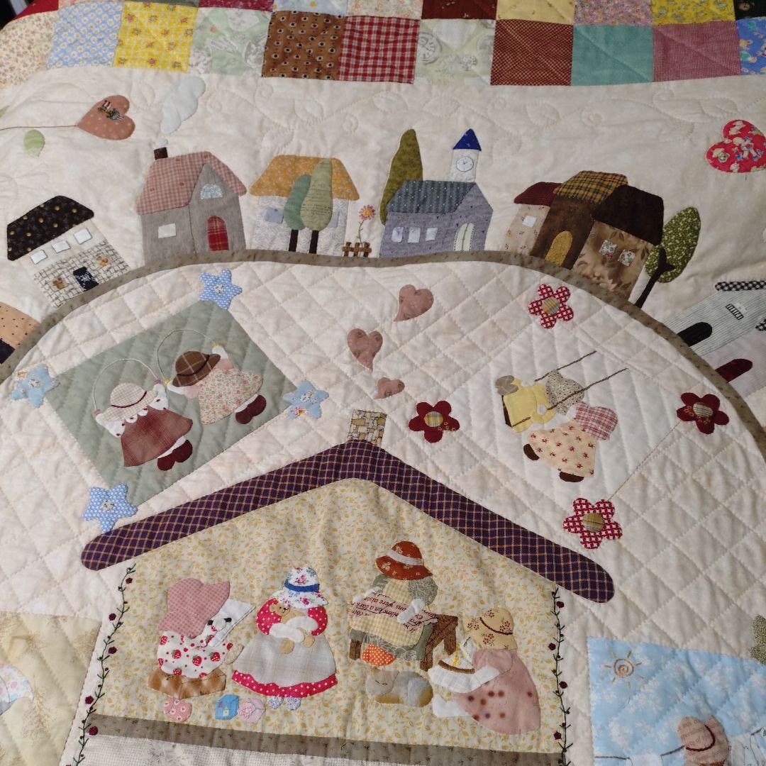 ハンドメイド　パッチワークベッドカバー