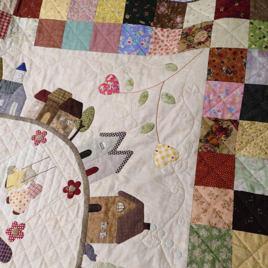 ハンドメイド　パッチワークベッドカバー