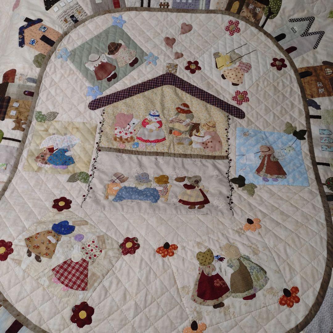 ハンドメイド　パッチワークベッドカバー