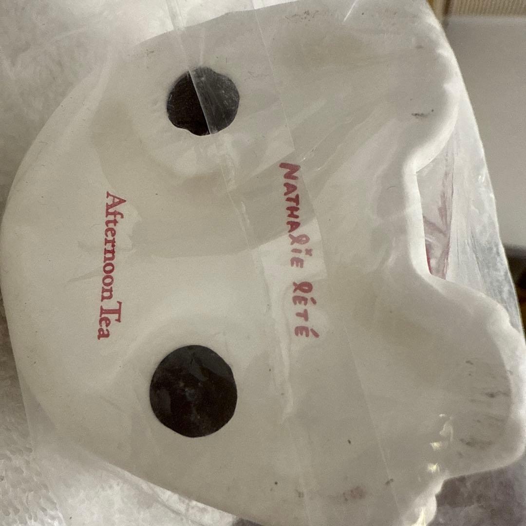 ナタリーレテ　招き猫　白い猫　陶器