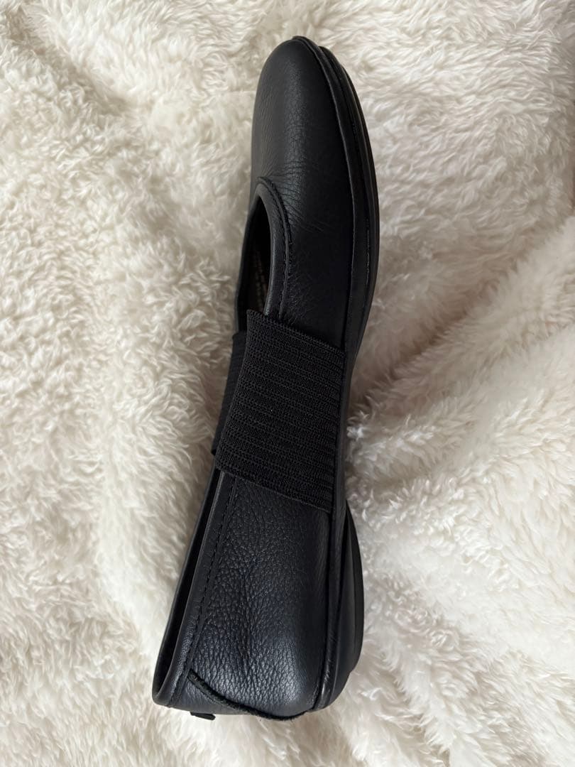 専用　カンペール ライトニナ フラットシューズ レザー ゴムストラップ 黒37