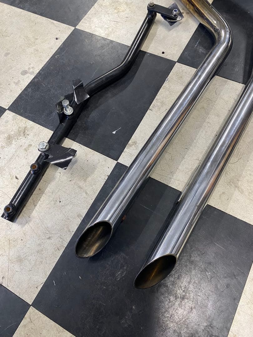 ハーレー　ツインカム88 ソフテイル　マフラー　スラッシュカット　fxst