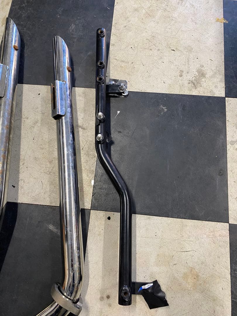 ハーレー　ツインカム88 ソフテイル　マフラー　スラッシュカット　fxst