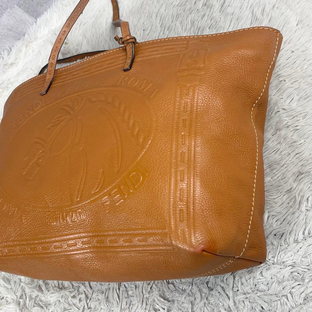 A4可 美品 フェンディ レザー トートバッグ セレリア チャーム付き ブラウン