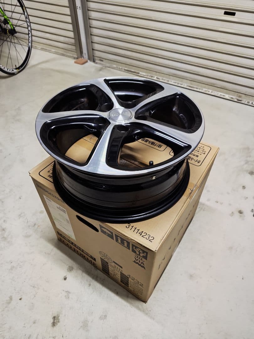 16インチ アルミホイール 5スポーク