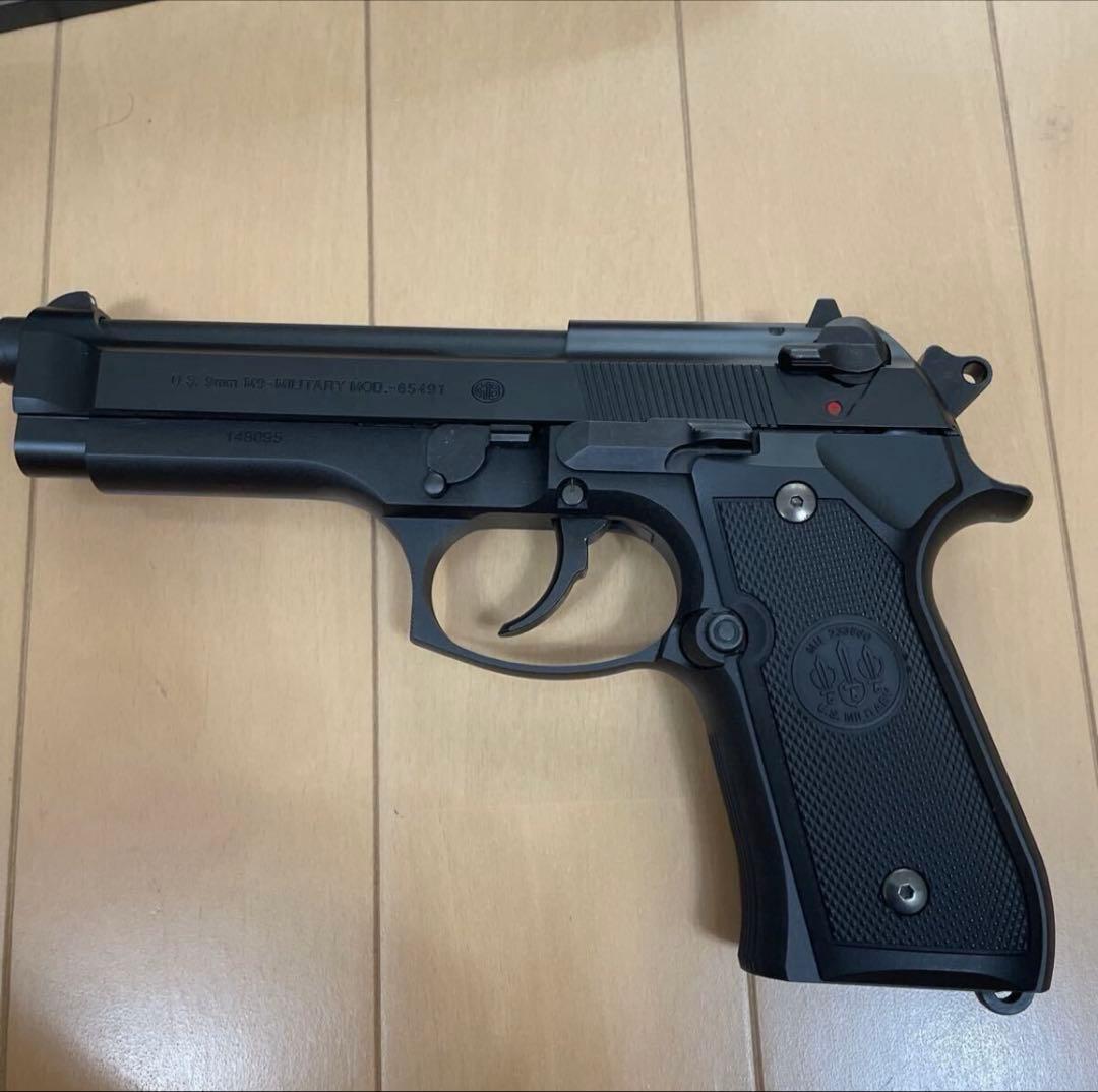 未使用に近い　東京マルイ　U.S. M9 ガスガン　リアル刻印新品グリップ付き
