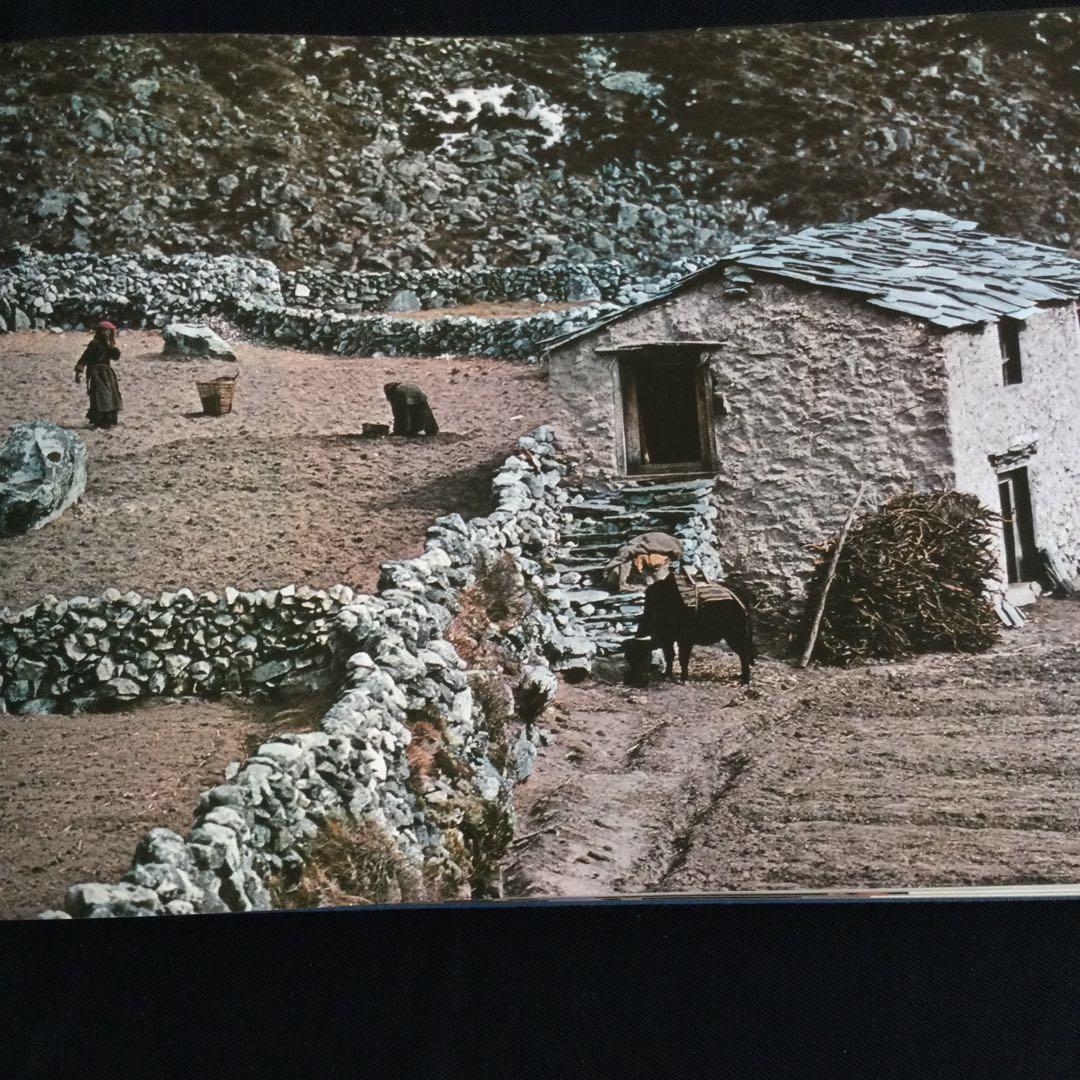 ヒマラヤ巡礼　洋書　エルンストハース　ネパール　ブータン　ダライラマ　文化　歴史