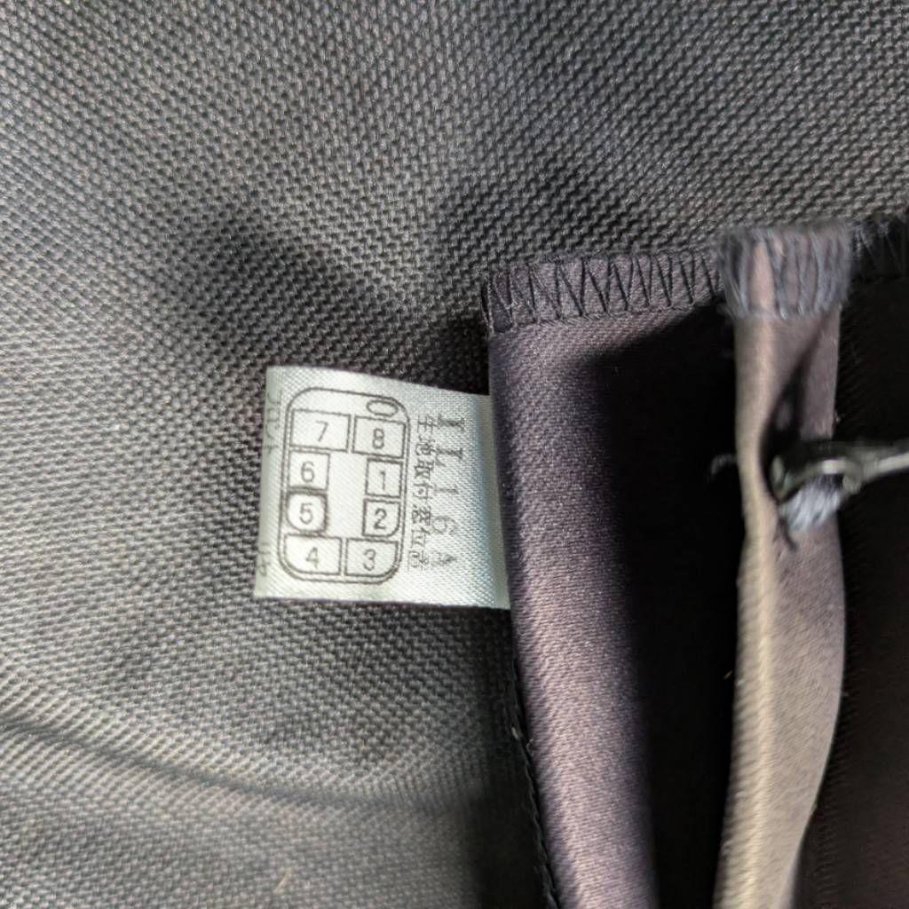 デリカd5　カーテン