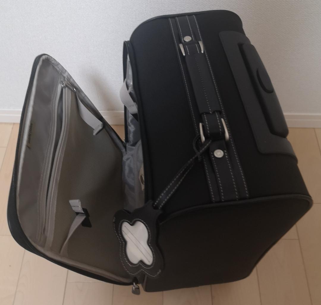 【新品未使用】marie claire マリクレ　キャリーケース　スーツケース