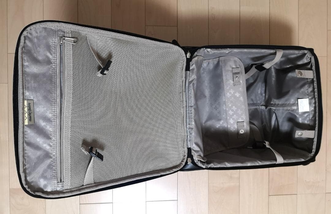 【新品未使用】marie claire マリクレ　キャリーケース　スーツケース