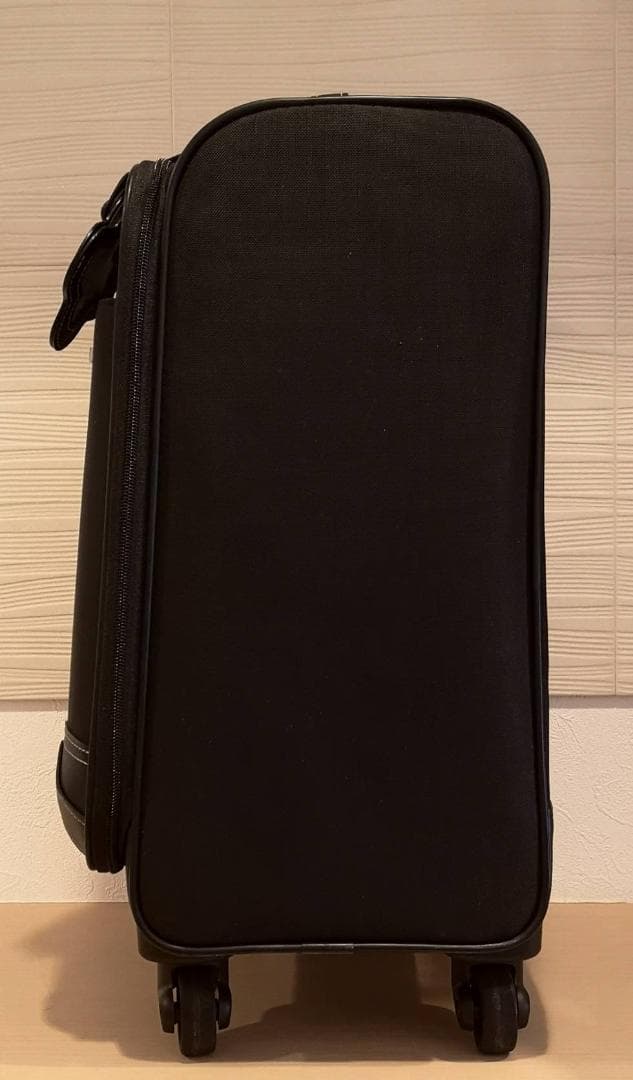 【新品未使用】marie claire マリクレ　キャリーケース　スーツケース