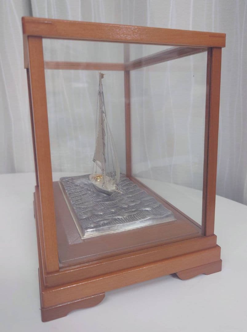 純銀製ヨット模型 ガラスケース付き