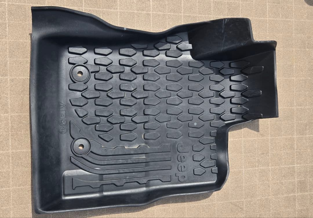 ジープ コンパス 80th アニバーサリー フロアマット