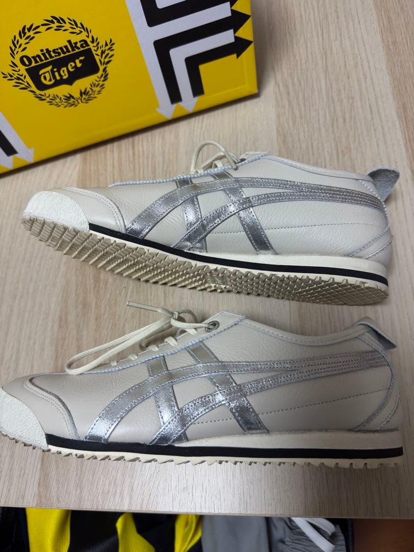 Onitsuka Tiger スニーカー 24.0cm ホワイト/シルバー