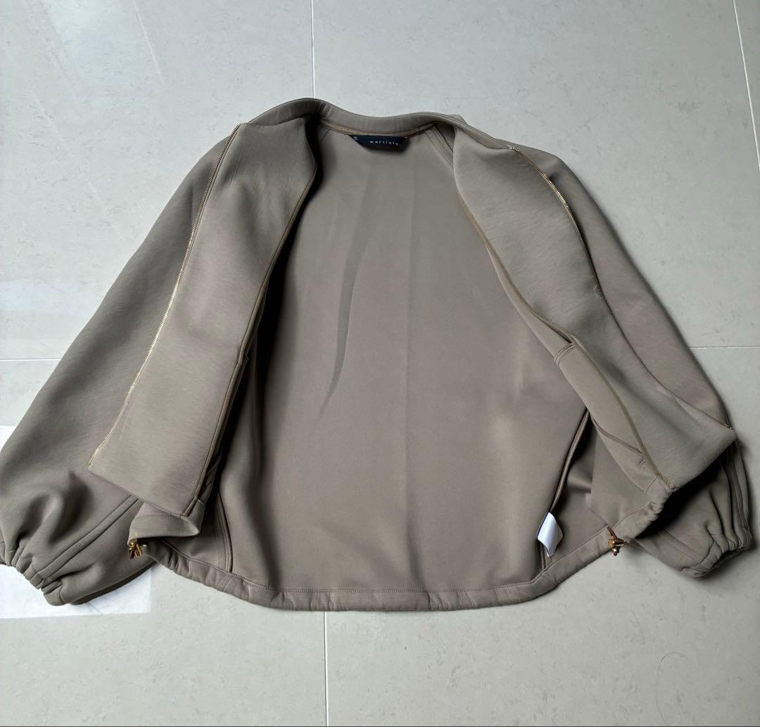 新品未使用　マルティニーク　ダンボールジップブルゾン