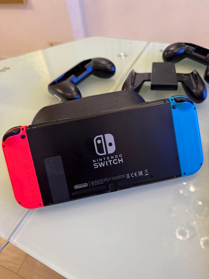 だ*ょ様 Nintendo Switch 青/赤 本体 コントローラー3個付き