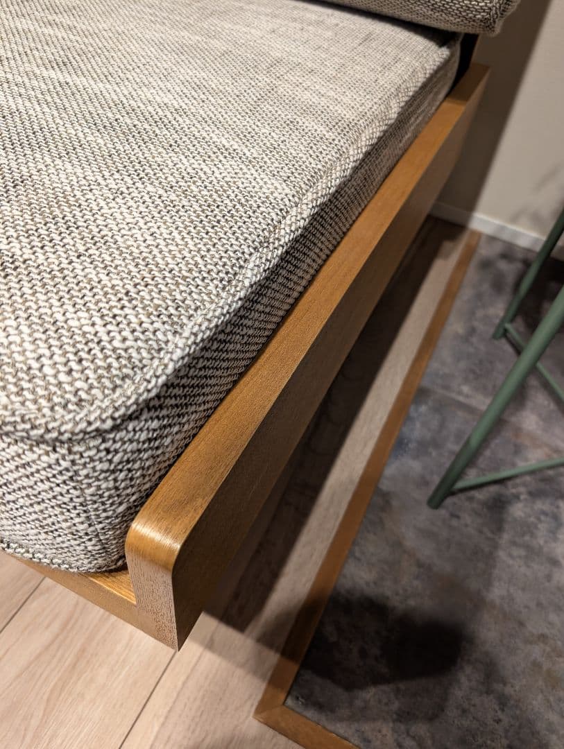 美品　ウニコ　アルベロ　2シーターソファ