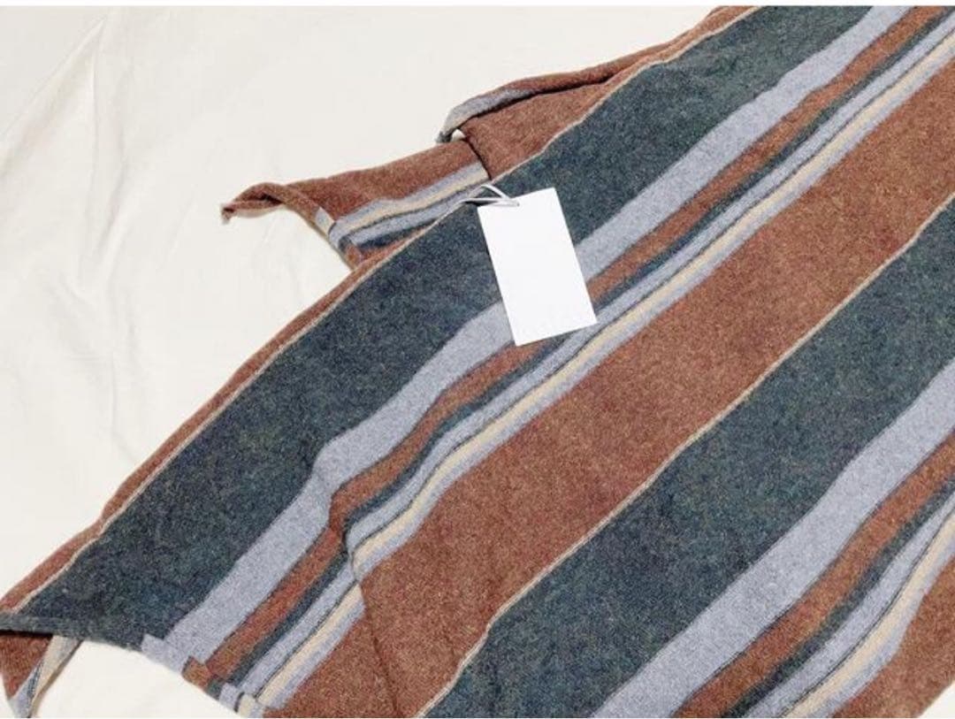 美品タグ付き　定価5万円　カラー　大伴ストール