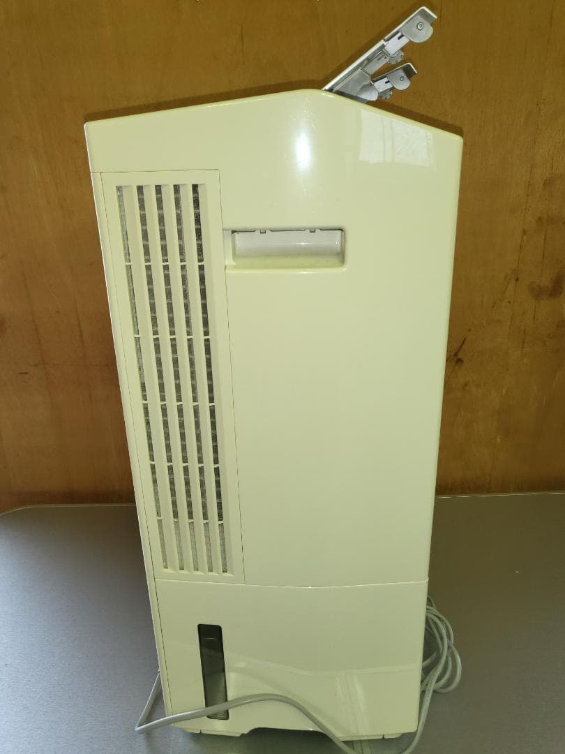 衣類乾燥除湿機　パナソニック　ナノイー　F-YHPX200