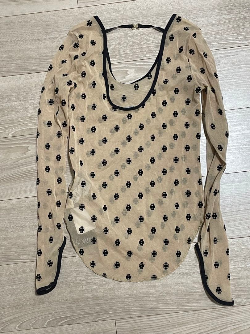 c*n様 ソリン SORIN スワンレイク Uネックトップ 新品38