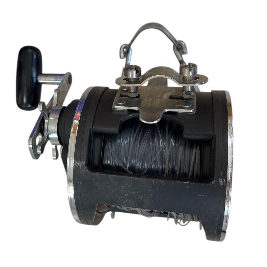 【中古】ダイワ シーライン 900H 大物釣り用リール クエなど