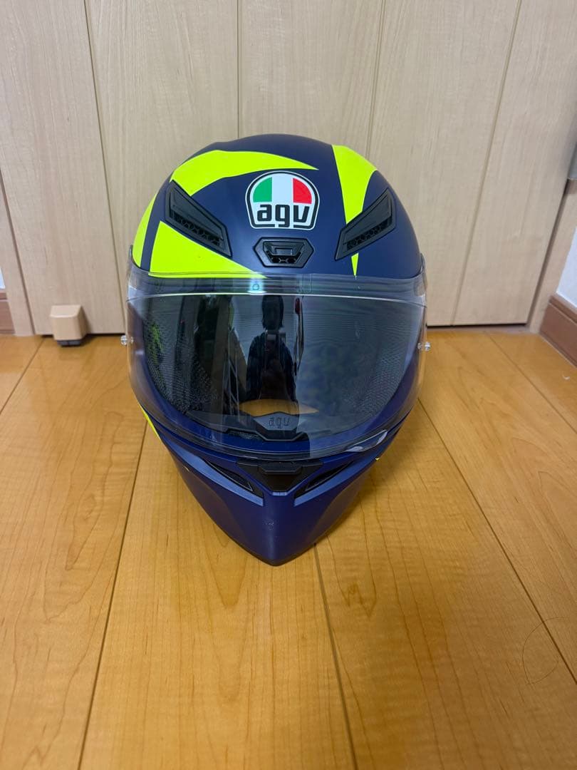 AGV フルフェイスヘルメット バレンティーノ・ロッシデザイン　最終値下げ価格