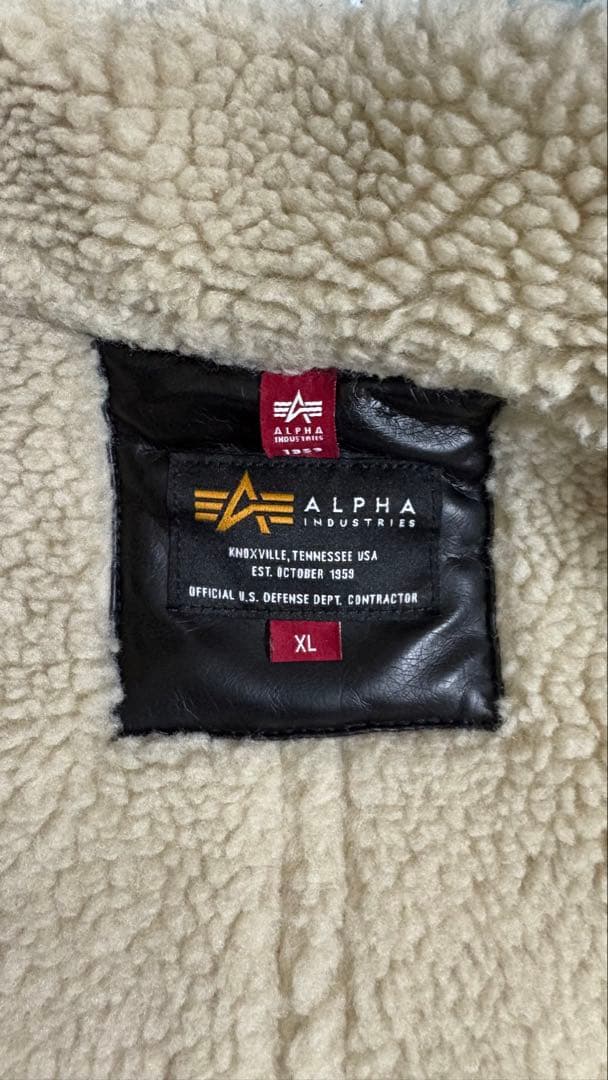 アルファ インダストリーズ ボアフライトジャケット XLブラック