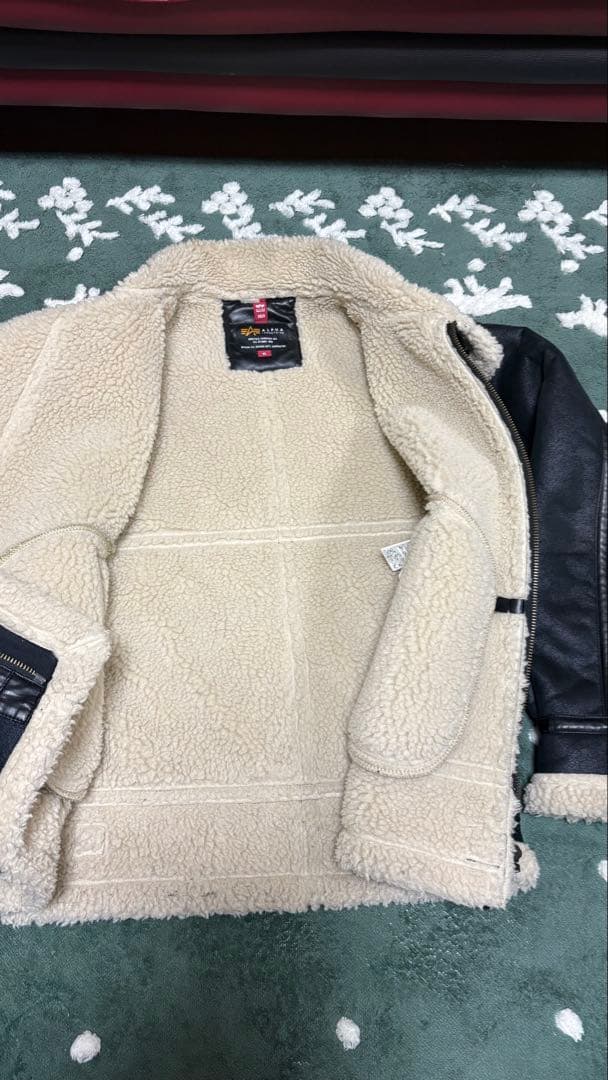 アルファ インダストリーズ ボアフライトジャケット XLブラック