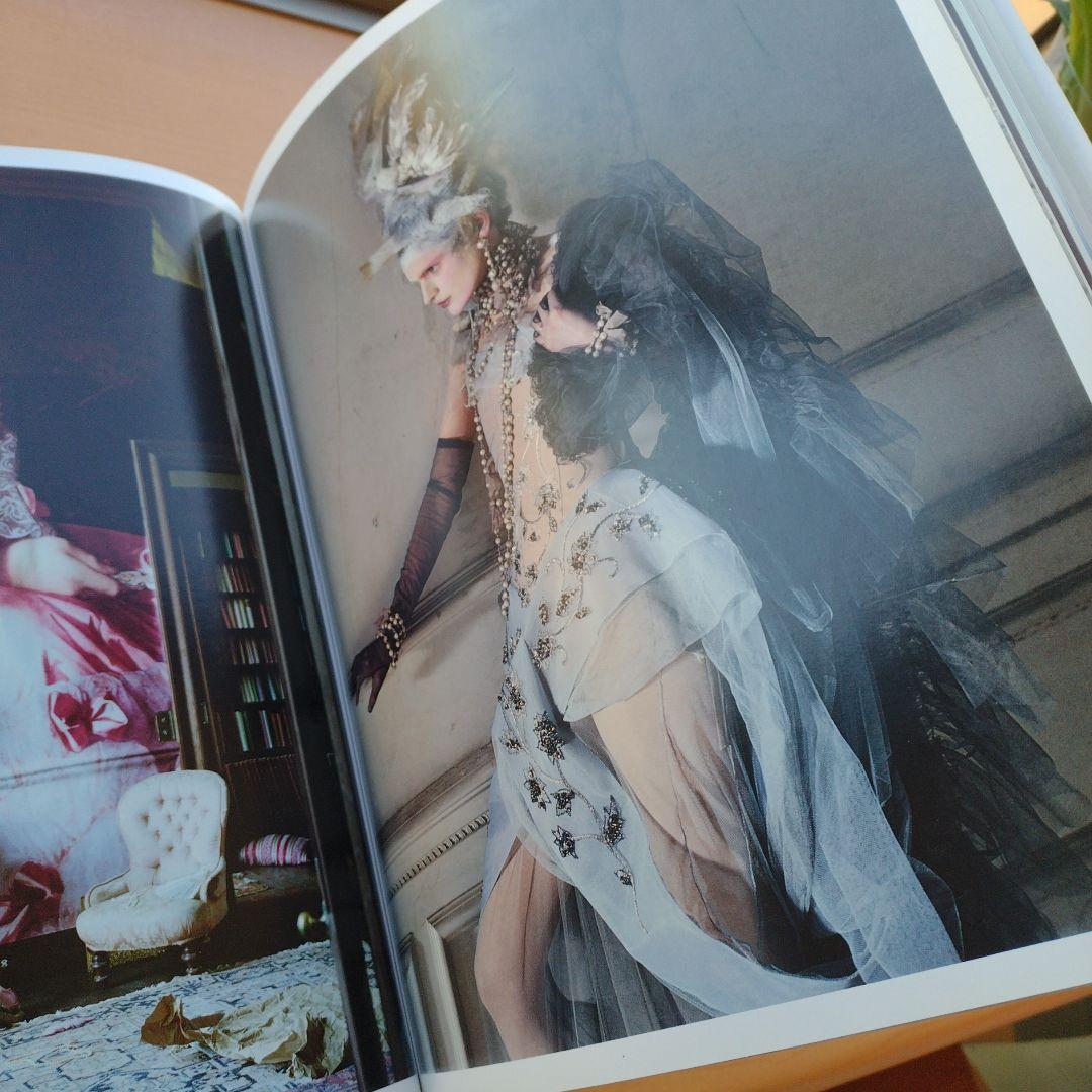 アート・デザイン・音楽 Tim Walker STORY TELLER