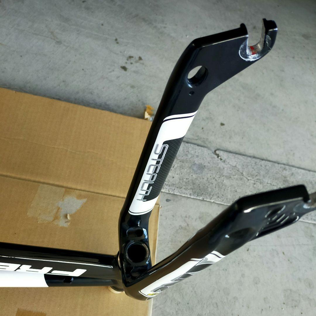 FREE AGENT TEAM LIMO BMXフレーム　カーボンフォークセット