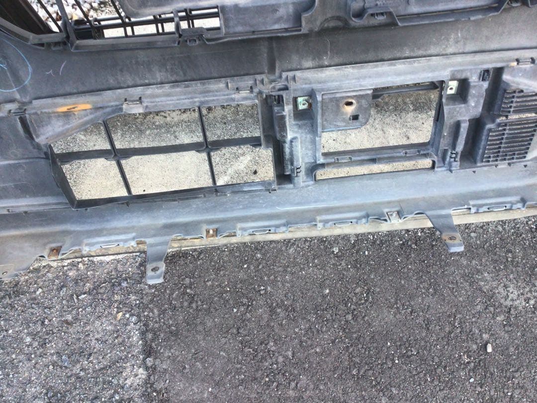 la600s タントカスタム フロントバンパー　　X07