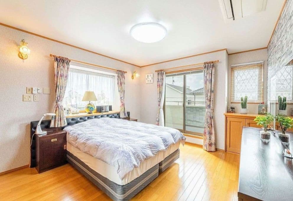 ベット シモンズ マットレス クイーンサイズ ビューティレスト リュクス