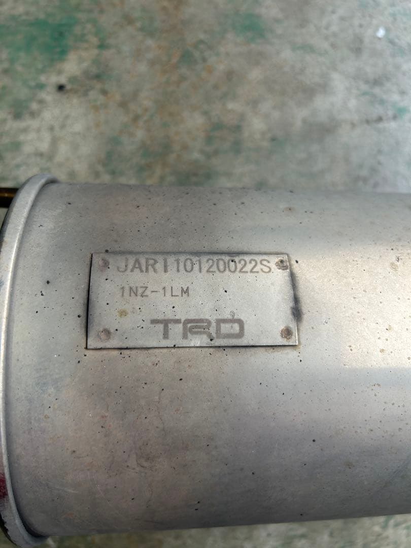 トヨタ❗️アクア❗️TRDマフラー‼️