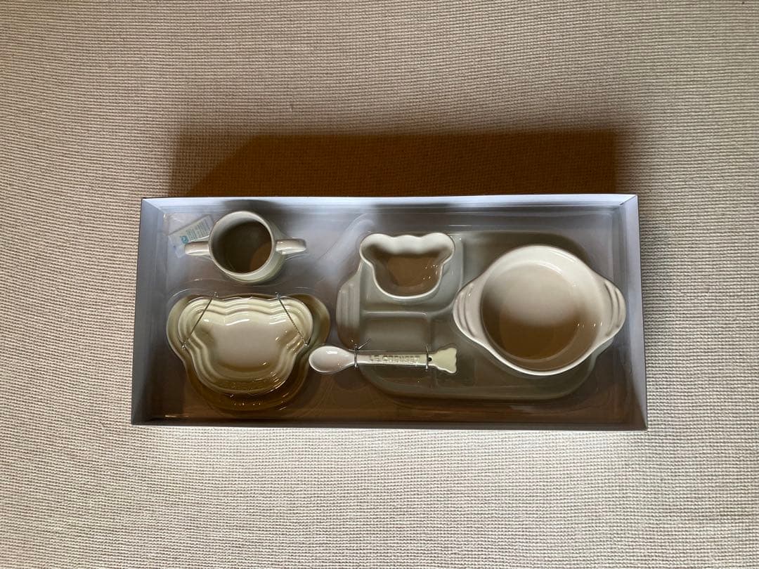 【 新品・未使用 】LE CREUSET／ベビー用食器セット／デューン