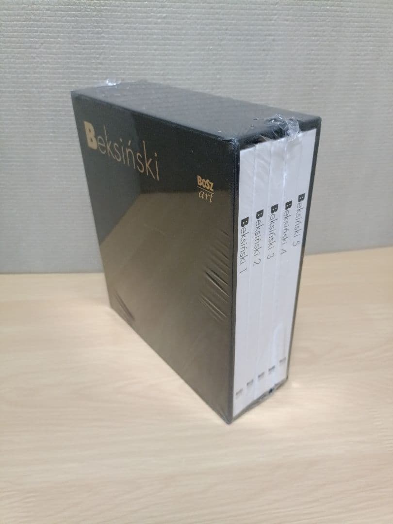 新品 ハードカバー付 Beksiski アート作品集 全5巻セット 輸入
