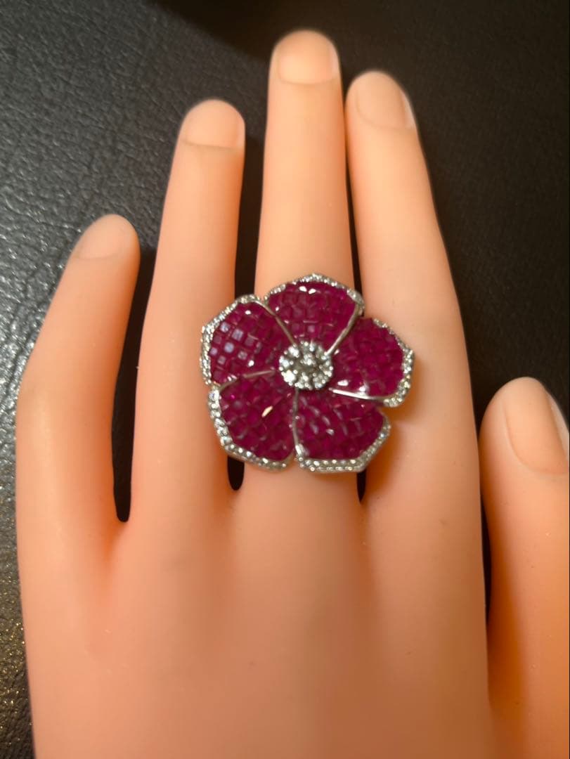 コ*□様 ミステリーセッティングシンセテックルビーデザインリング➕ハートモチーフ