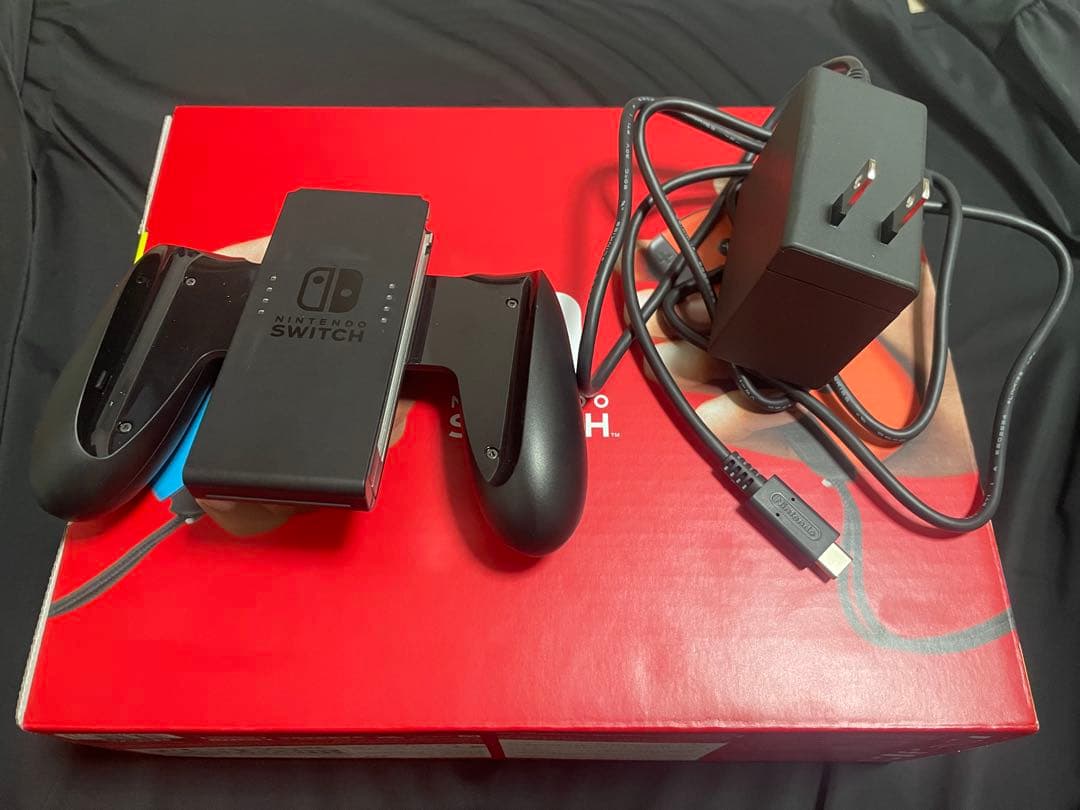 Nintendo Switch 新品同様 付属品完備