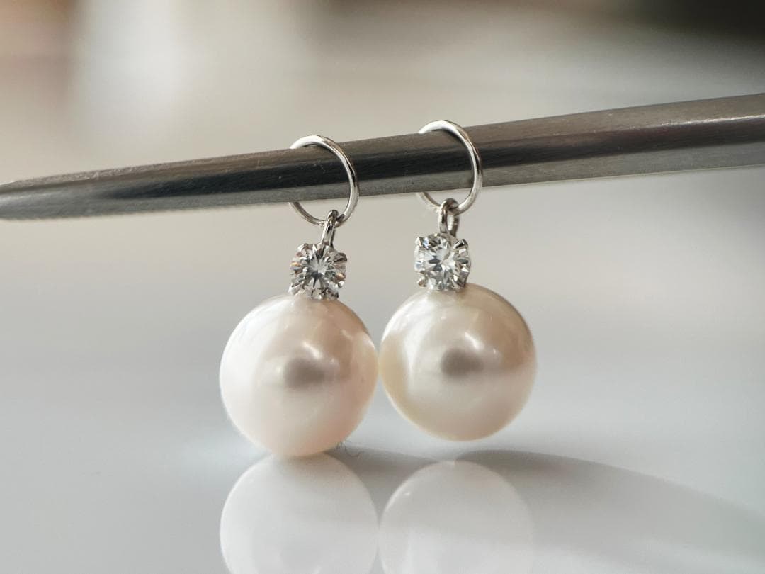 専用◆ K18WG ◆ 天然ダイヤモンド付き あこやチャーム ◆ ピアリング対応