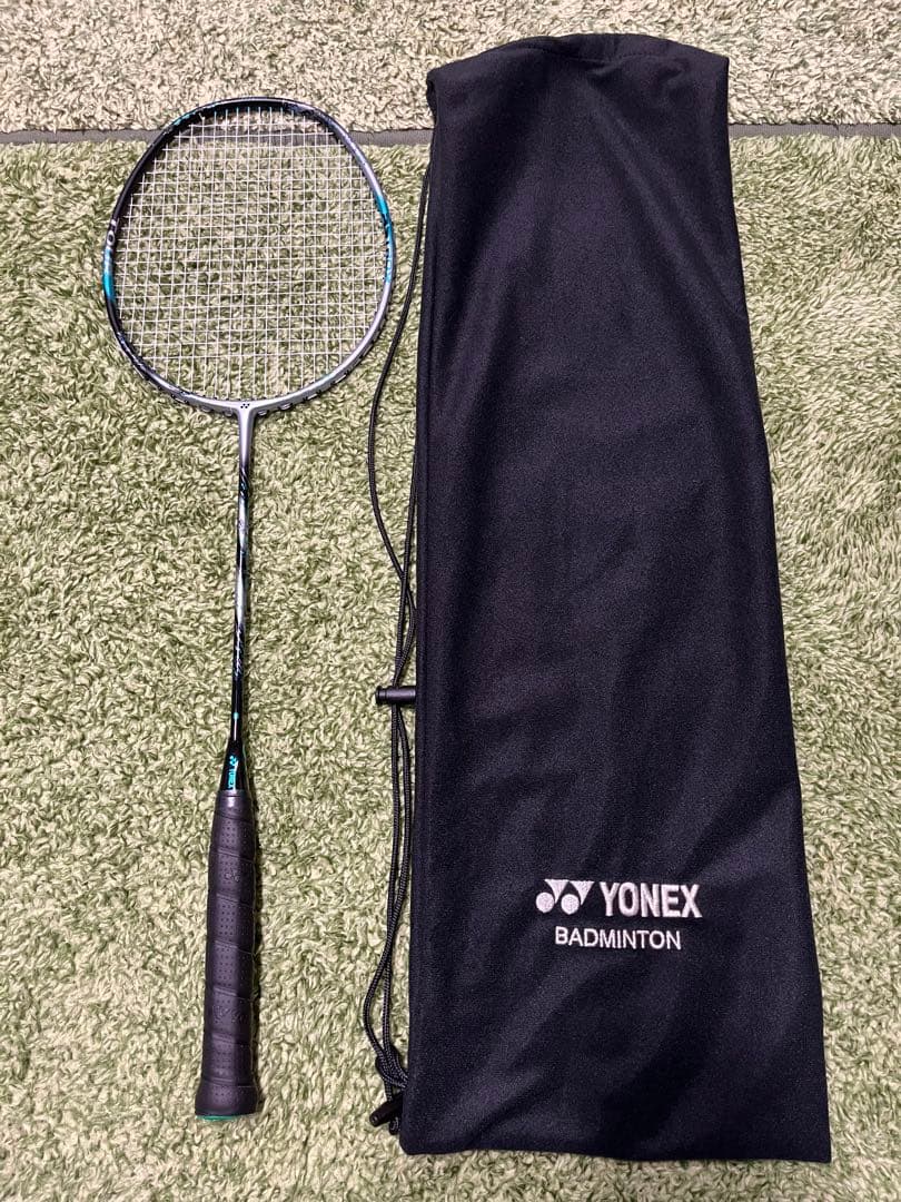 YONEX ASTROX 88S TOUR バドミントンラケット