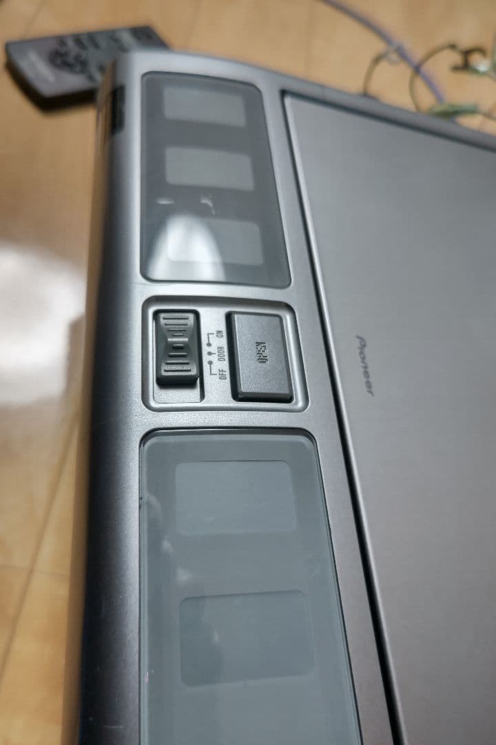 【最終値下げ】カロッツェリアPioneer TVM-FW1010フリップダウン