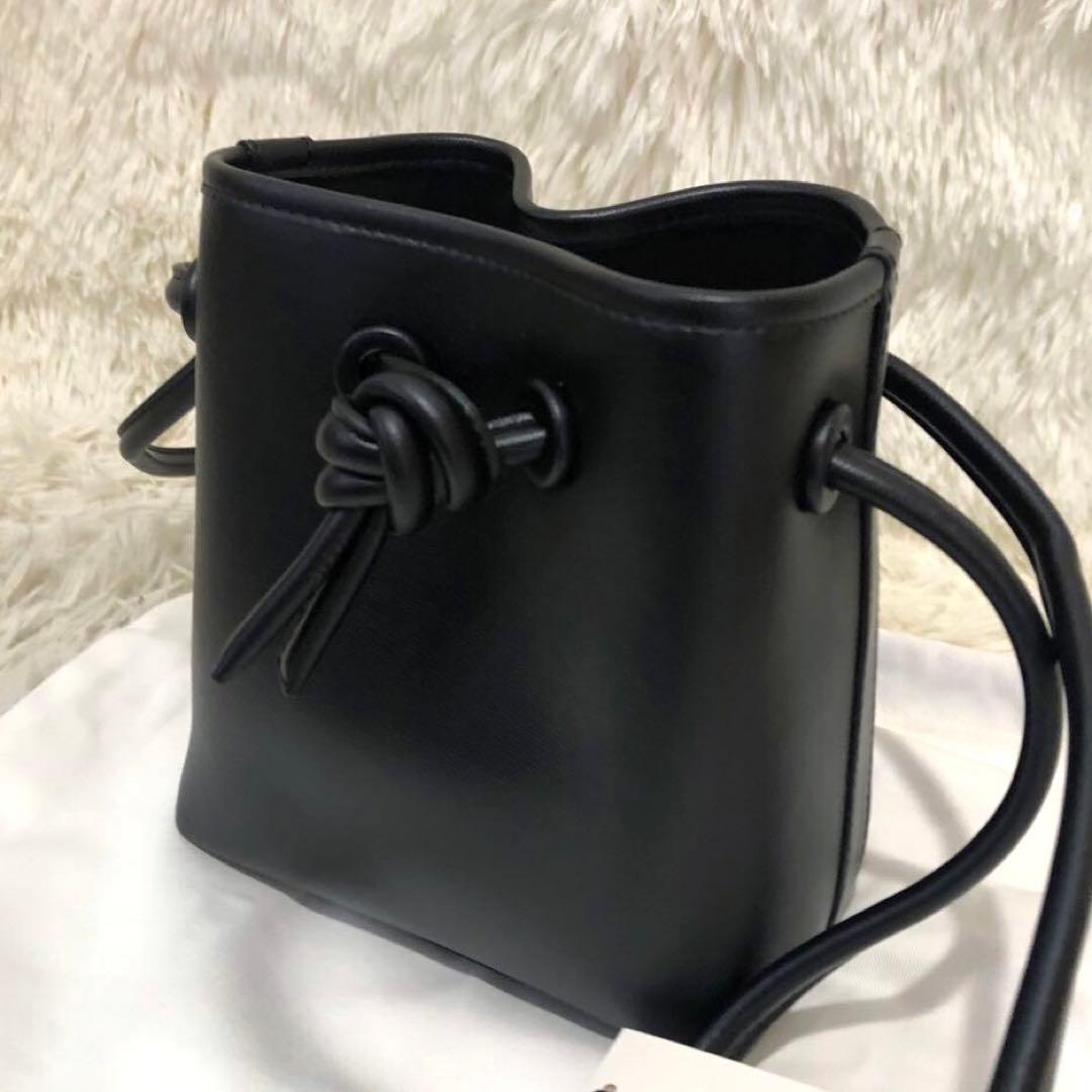 限定モデル・未使用☆ヴァジック BOND MINI MINI ショルダーバッグ