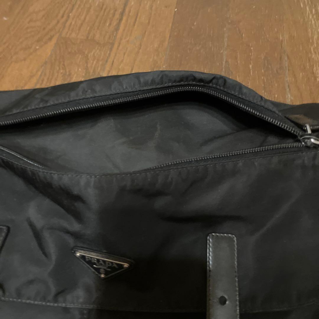 断*!様 PRADA ブラック ショルダーバッグ