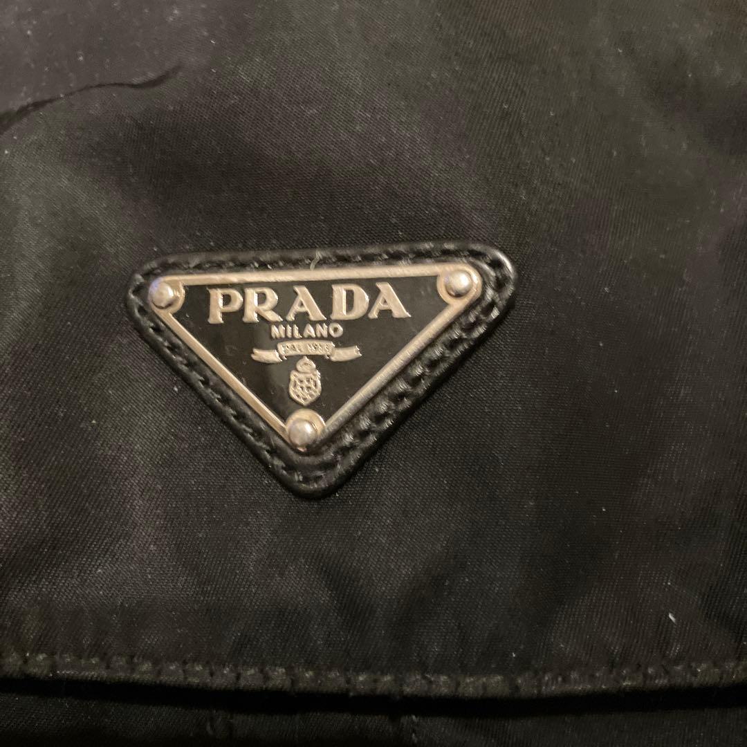 断*!様 PRADA ブラック ショルダーバッグ