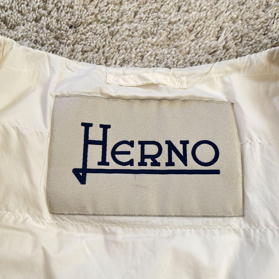 美品　大きいサイズ　HERNO ヘルノ　ダウンベスト　バイカラー　白　グレー