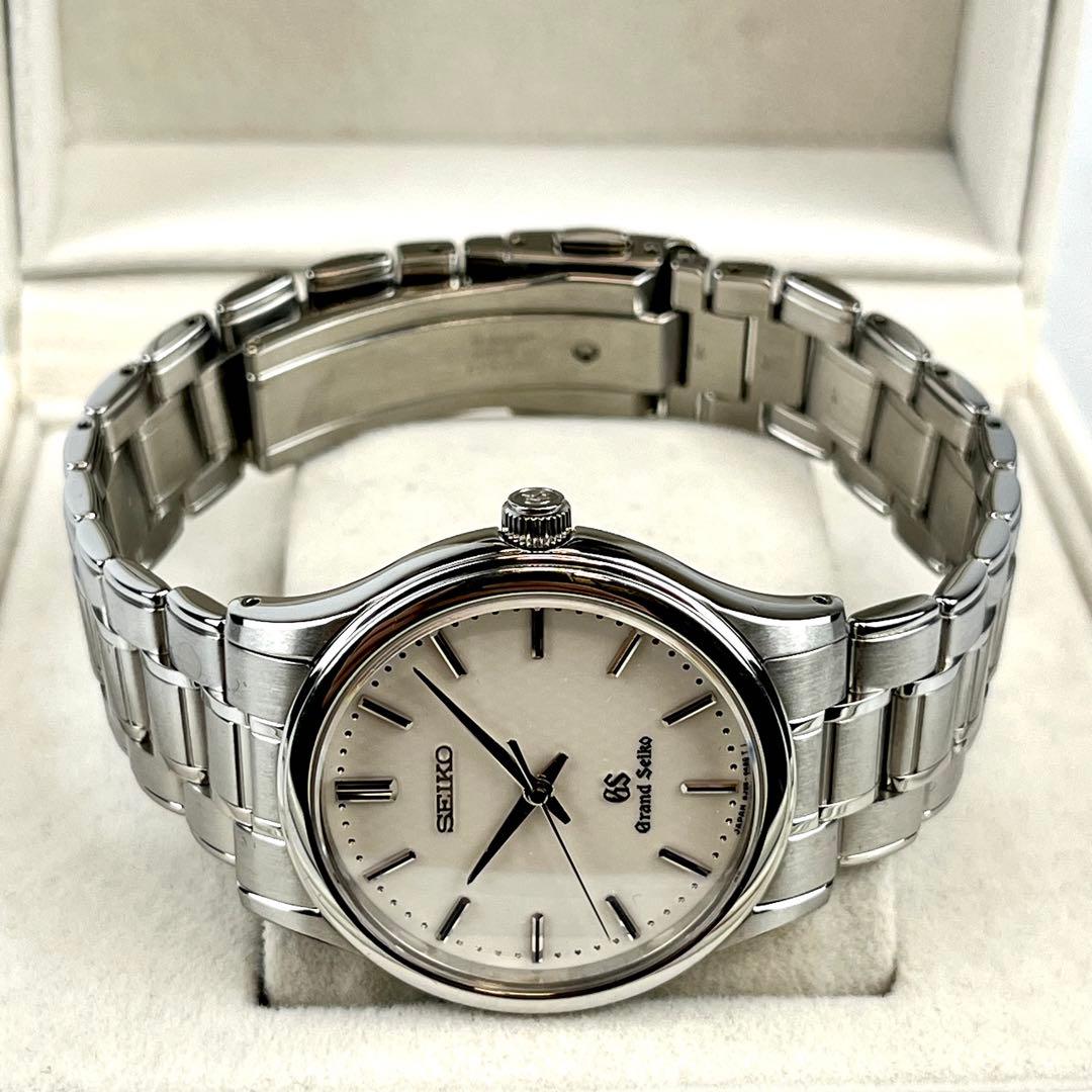 グランドセイコー　【専用箱付】　【希少】　【上質】　【大人気】　【防水】