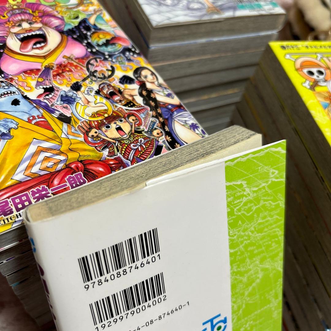 【近日処分品】　ワンピース　全巻　セット　コミック　単行本　1巻〜110巻