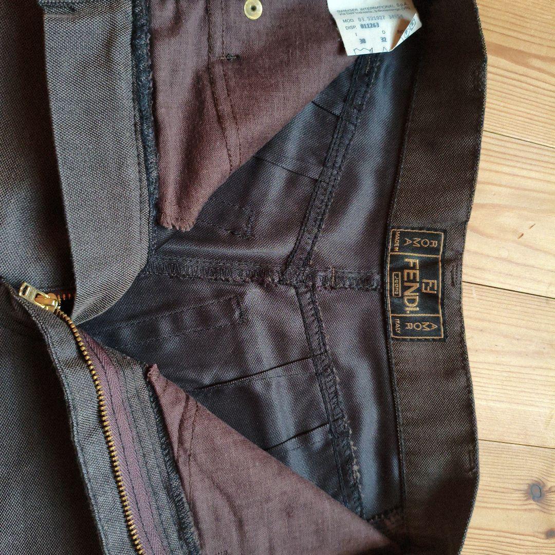 FENDI ブラウンショートパンツ