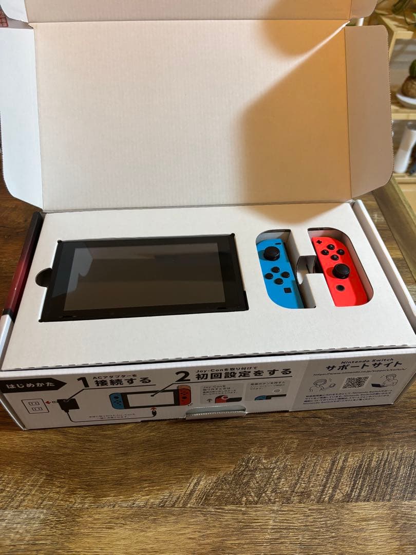 Nintendo Switch 本体 ネオンレッド/ネオンブルー　箱付き