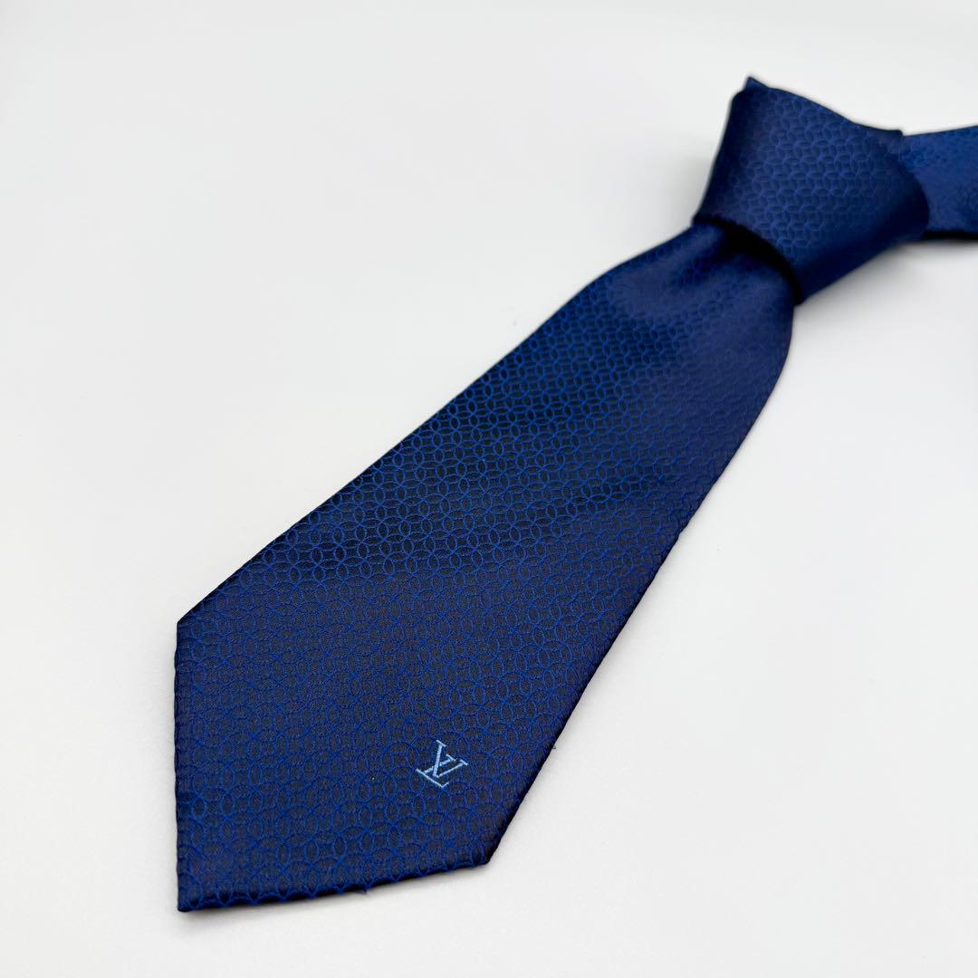 【極美品】ルイ ヴィトン ネクタイ モノグラム LVロゴ フラワー 総柄 光沢